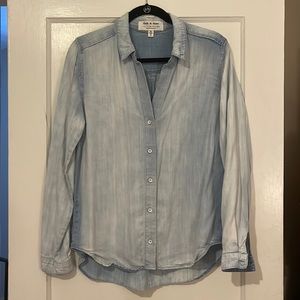 Cloth & Stone Chambray Denim Button Down Shirt